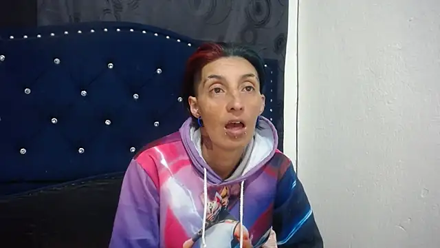 Snapshot of anyu1306 chatting on 02/12/25, 04:44 anyu1306 online show from 02/12/25, 04:44