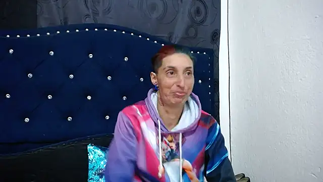 Snapshot of anyu1306 chatting on 02/14/25, 03:00 anyu1306 online show from 02/14/25, 03:00