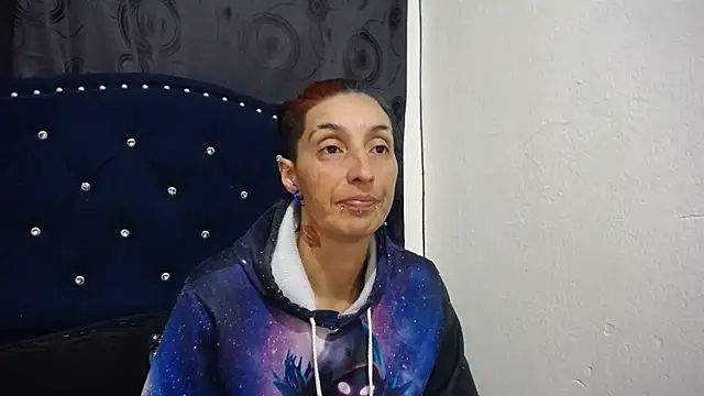 Snapshot of anyu1306 chatting on 02/18/25, 01:54 anyu1306 online show from 02/18/25, 01:54