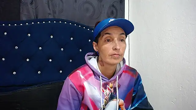 Snapshot of anyu1306 chatting on 02/27/25, 10:31 anyu1306 online show from 02/27/25, 10:31