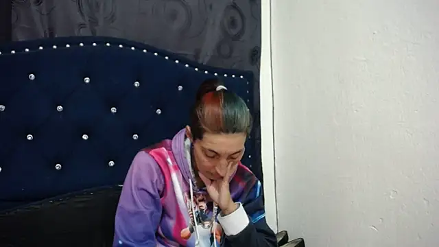 Snapshot of anyu1306 chatting on 03/04/25, 07:43 anyu1306 online show from 03/04/25, 07:43