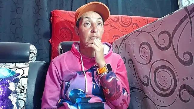 Snapshot of anyu1306 chatting on 09/18/25, 07:38 anyu1306 online show from 09/18/25, 07:38