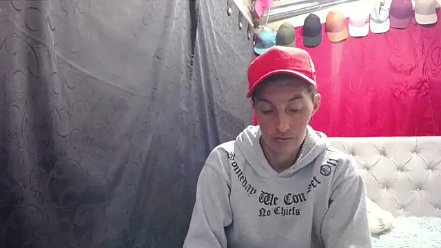 Snapshot of anyu1306 chatting on 02/07/26, 04:00 anyu1306 online show from 02/07/26, 04:00