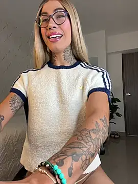 Snapshot of Miss_sagitario chatting on 04/09/26, 12:10 Miss sagitario online show from 04/09/26, 12:10