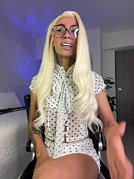 Miss sagitario online show from 05/22/26, 12:00