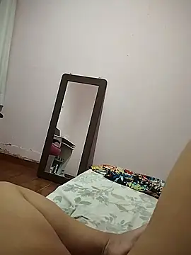 Snapshot of loiradiva29 chatting on 01/12/25, 09:08 loiradiva29 online show from 01/12/25, 09:08