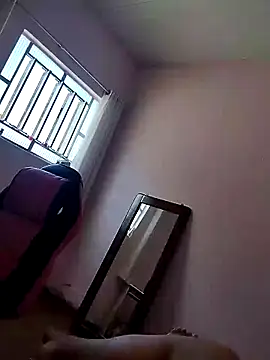 Snapshot of loiradiva29 chatting on 03/19/25, 09:49 loiradiva29 online show from 03/19/25, 09:49