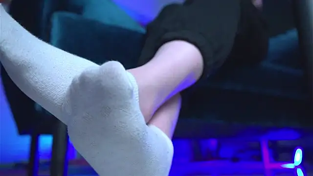 ReiYosimoto online show from 01/06/25, 02:58