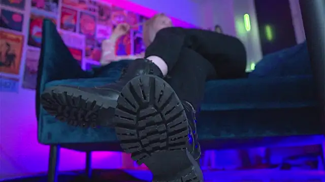 ReiYosimoto online show from 01/06/25, 05:59