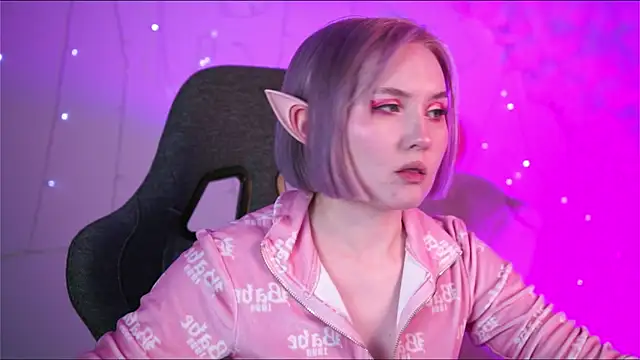 ReiYosimoto online show from 02/14/25, 05:57