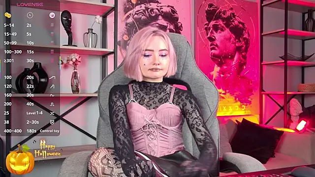 ReiYosimoto online show from 11/02/25, 01:57