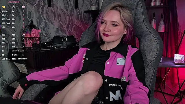 ReiYosimoto online show from 04/18/26, 07:07