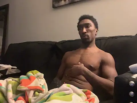 Snapshot of LawrenceBanques chatting on 10/25/25, 07:49 LawrenceBanques online show from 10/25/25, 07:49