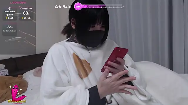 Snapshot of mimika0403 chatting on 11/26/25, 02:51 mimika0403 online show from 11/26/25, 02:51