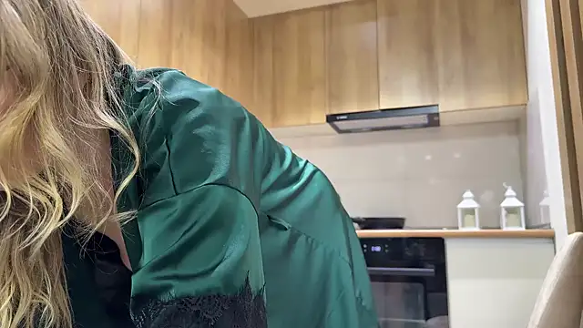 mommy nadin online show from 02/21/26, 05:14