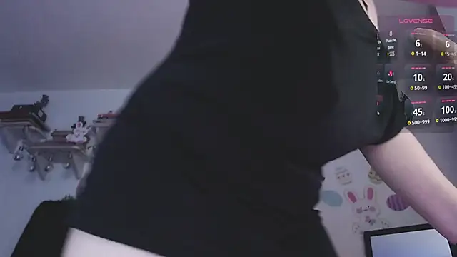 Eve Blue77 online show from 04/05/26, 06:32