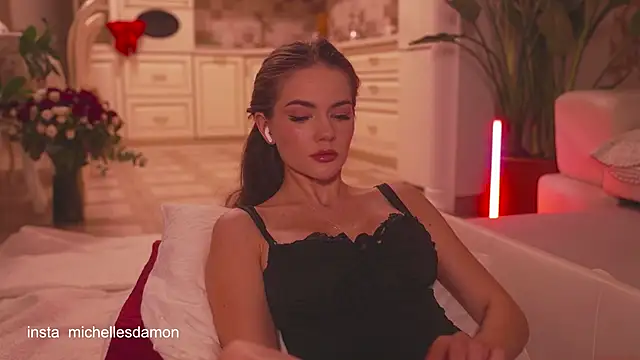 Snapshot of house_of_dragon chatting on 11/20/25, 10:42 house of dragon online show from 11/20/25, 10:42