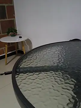 Snapshot of warrenkener chatting on 04/27/26, 03:15 warrenkener online show from 04/27/26, 03:15