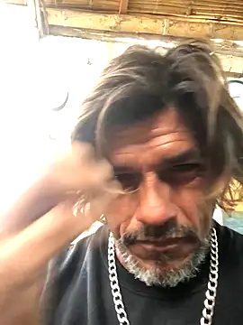 kvr27 online show from 10/27/25, 01:15