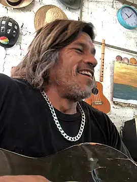 kvr27 online show from 02/18/26, 02:57