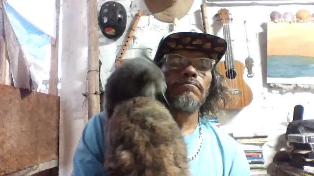 Snapshot of kvr27 chatting on 04/16/26, 11:33 kvr27 online show from 04/16/26, 11:33