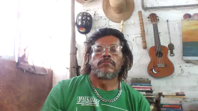 Snapshot of kvr27 chatting on 04/18/26, 12:31 kvr27 online show from 04/18/26, 12:31