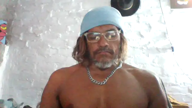 Snapshot of kvr27 chatting on 05/26/26, 10:50 kvr27 online show from 05/26/26, 10:50