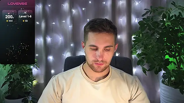 Sweeet  boy online show from 02/03/25, 07:10