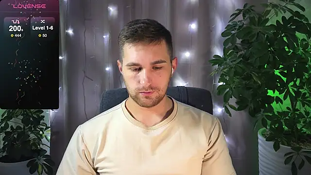 Sweeet  boy online show from 02/04/25, 06:46