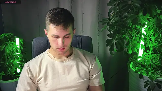 Sweeet  boy online show from 02/20/25, 09:31