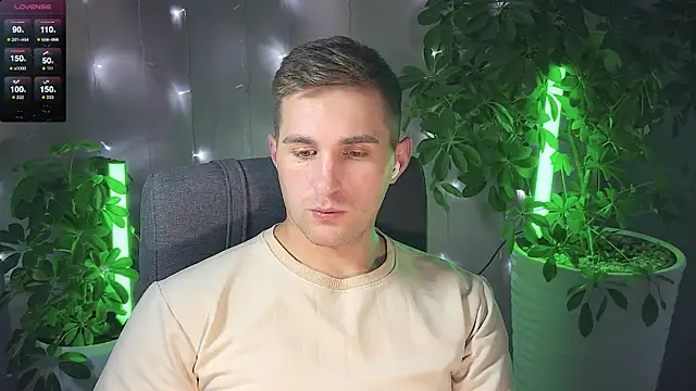 Sweeet  boy online show from 03/07/25, 08:11