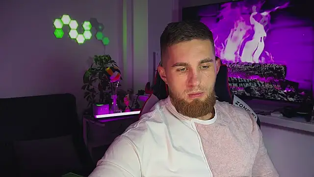 Sweeet  boy online show from 12/22/25, 06:49