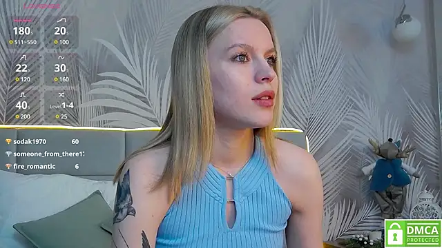 Snapshot of AmaliaBell chatting on 12/21/24, 07:49 AmaliaBell online show from 12/21/24, 07:49