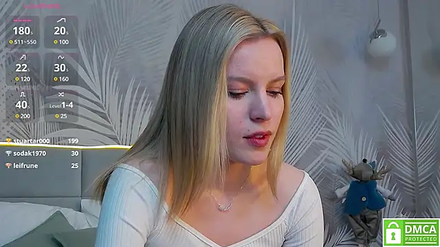 Snapshot of AmaliaBell chatting on 12/22/24, 08:03 AmaliaBell online show from 12/22/24, 08:03