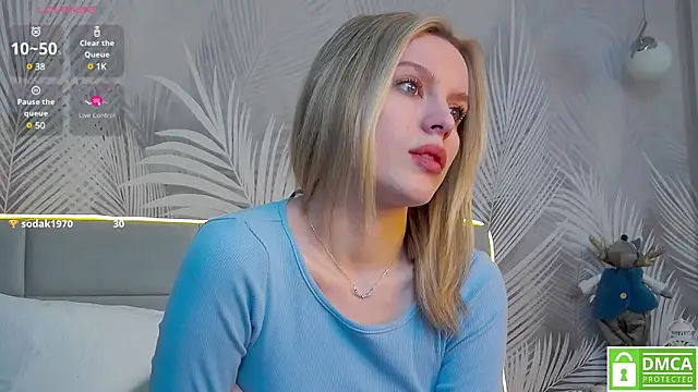 Snapshot of AmaliaBell chatting on 12/23/24, 08:36 AmaliaBell online show from 12/23/24, 08:36