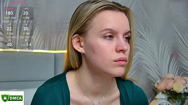 Snapshot of AmaliaBell chatting on 02/15/25, 08:33 AmaliaBell online show from 02/15/25, 08:33