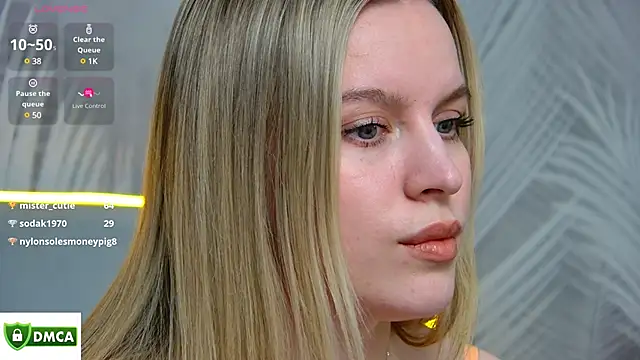 Snapshot of AmaliaBell chatting on 02/23/25, 04:57 AmaliaBell online show from 02/23/25, 04:57