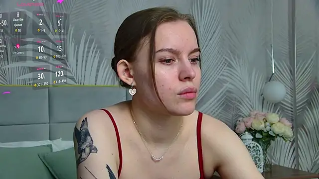 Snapshot of AmaliaBell chatting on 09/23/25, 01:03 AmaliaBell online show from 09/23/25, 01:03