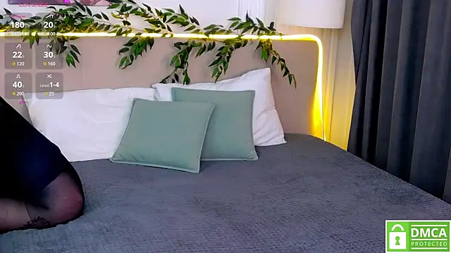 AmaliaBell online show from 11/04/25, 01:10