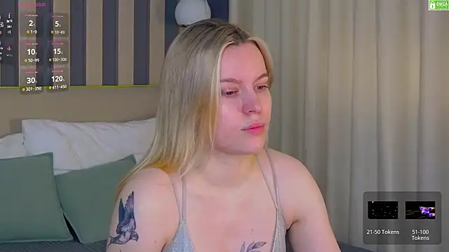 Snapshot of AmaliaBell chatting on 04/20/26, 01:03 AmaliaBell online show from 04/20/26, 01:03