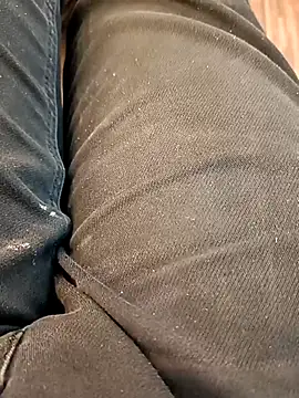 u wan me online show from 11/09/25, 07:50