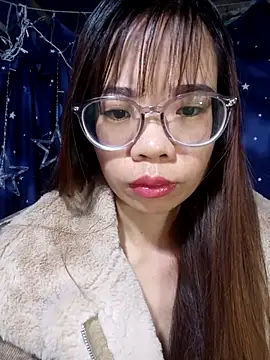 Snapshot of __Mai-love19__ chatting on 11/20/25, 10:09 Mai-love19 online show from 11/20/25, 10:09