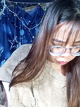 Snapshot of __Mai-love19__ chatting on 11/23/25, 10:42 Mai-love19 online show from 11/23/25, 10:42