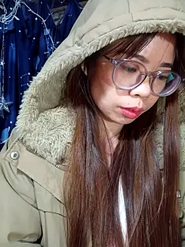 Snapshot of __Mai-love19__ chatting on 11/29/25, 12:46 Mai-love19 online show from 11/29/25, 12:46