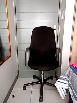 Snapshot of BabySweetDee chatting on 01/24/25, 06:46 BabySweetDee online show from 01/24/25, 06:46