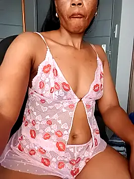 Snapshot of BabySweetDee chatting on 02/03/25, 10:25 BabySweetDee online show from 02/03/25, 10:25