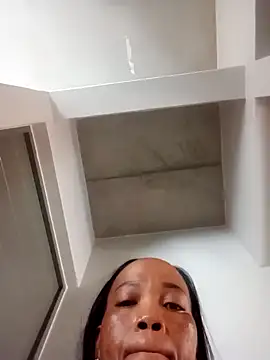 Snapshot of BabySweetDee chatting on 02/04/25, 08:02 BabySweetDee online show from 02/04/25, 08:02