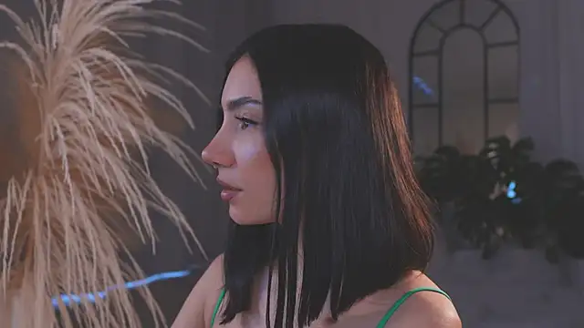 Snapshot of AmyArmstrong chatting on 11/14/25, 10:29 AmyArmstrong online show from 11/14/25, 10:29