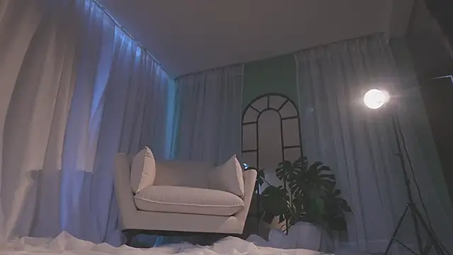 AmyArmstrong online show from 02/21/26, 09:49