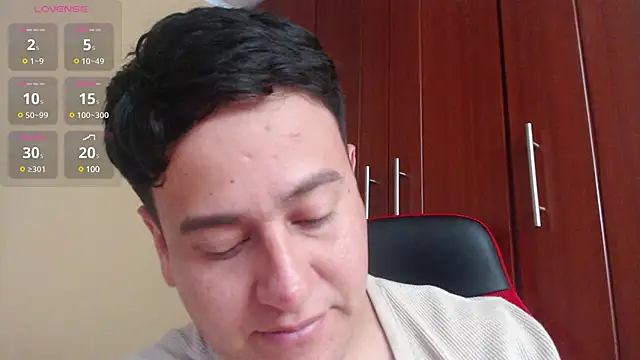 oliver price1 online show from 02/21/25, 09:11